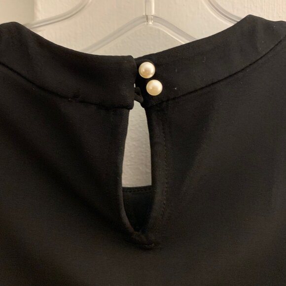 Karl Lagerfeld Sleeveless Blouse with Pearl Detailing - NWT - Picture 3 of 6